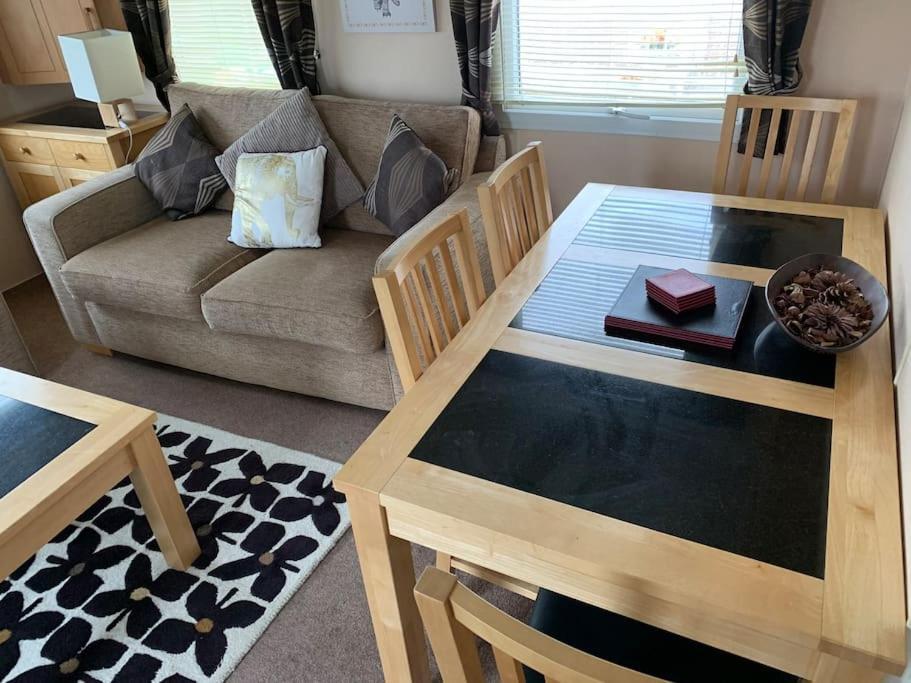 Villa 6 Berth Caravan On Sealands Site. Double Glazing Ingoldmells Exterior foto